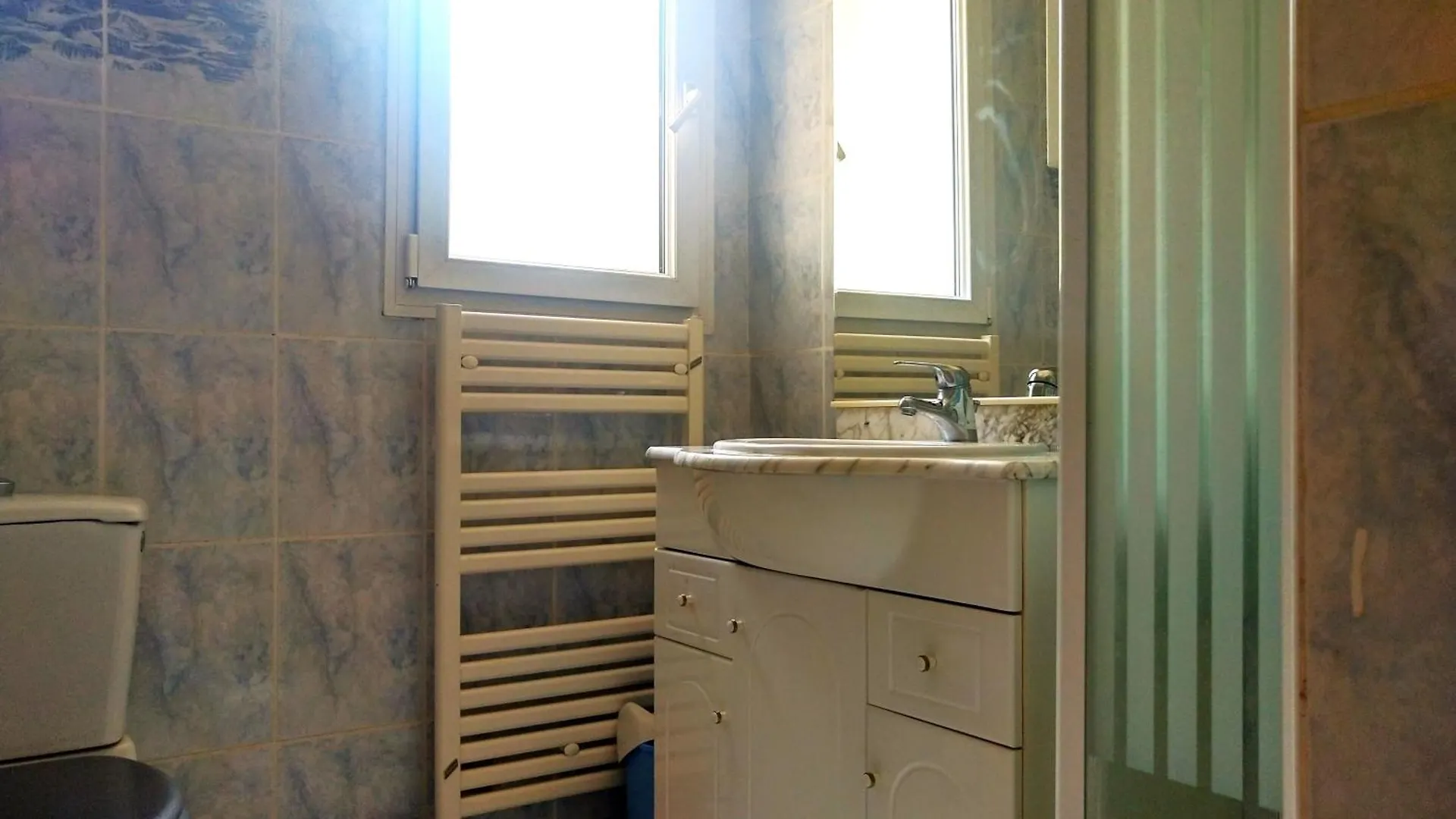 Villa L'Echappee Du Canal - Piscine - Cheminee - Clim - Parking Prive Gratuit - 8 Personnes - 3 Chambres - Parc Montech France