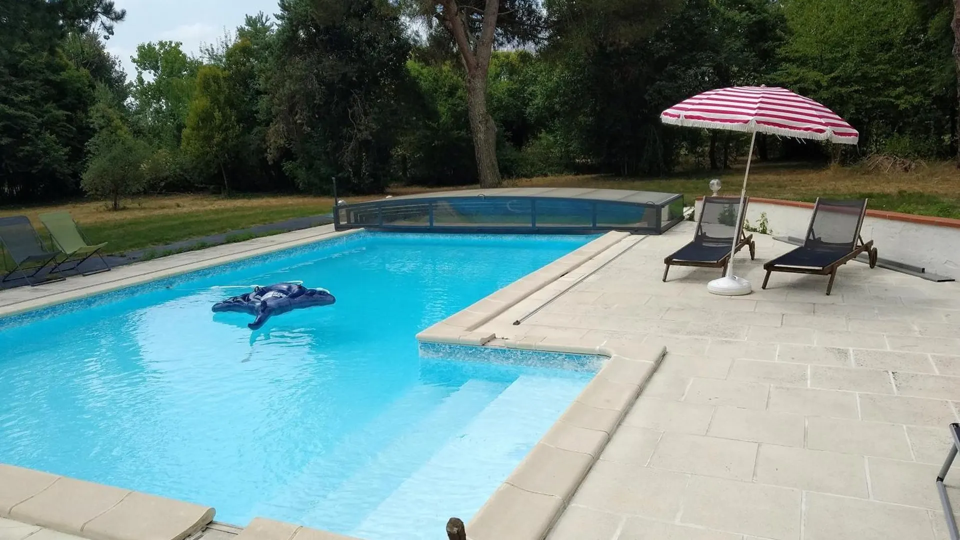 L'Echappee Du Canal - Piscine - Cheminee - Clim - Parking Prive Gratuit - 8 Personnes - 3 Chambres - Parc Montech 0*,