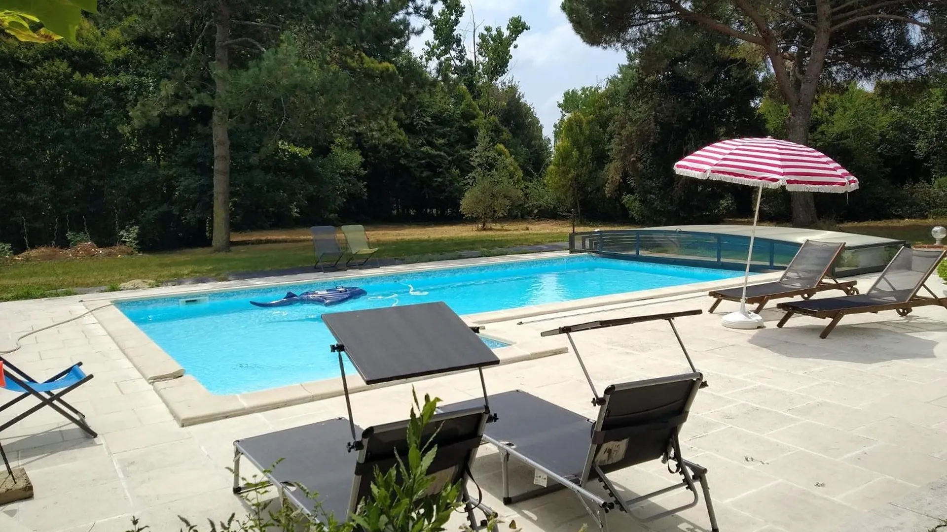 L'Echappee Du Canal - Piscine - Cheminee - Clim - Parking Prive Gratuit - 8 Personnes - 3 Chambres - Parc Montech 0*,  France