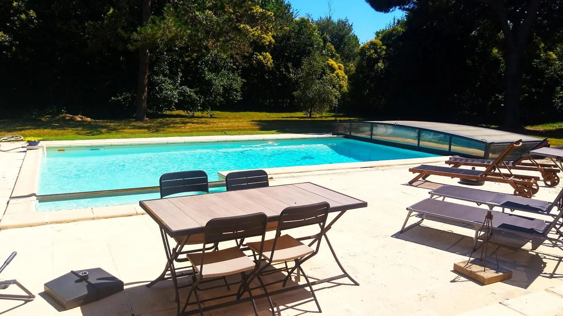L'Echappee Du Canal - Piscine - Cheminee - Clim - Parking Prive Gratuit - 8 Personnes - 3 Chambres - Parc Montech Villa