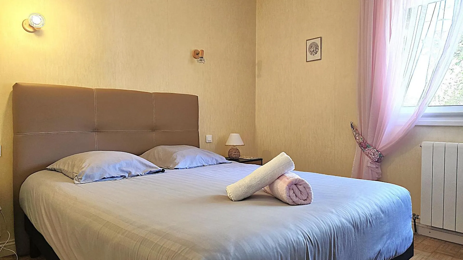 Villa L'Echappee Du Canal - Piscine - Cheminee - Clim - Parking Prive Gratuit - 8 Personnes - 3 Chambres - Parc Montech